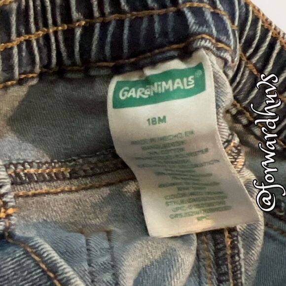 Bundle Sale 3 for $15 | Garanimals 18M Denim Shorts - Picture 3 of 7